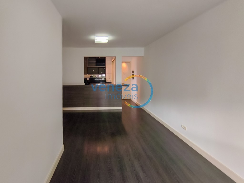 Apartamento para locação no bairro Centro de Londrina com 76.42m<sup>2</sup> útil, 3 quartos, 1 vaga de garagem