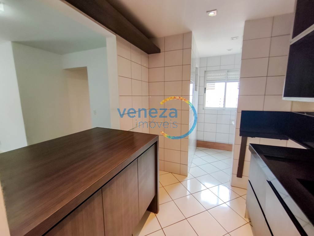 Apartamento para locação no bairro Centro de Londrina com 76.42m<sup>2</sup> útil, 3 quartos, 1 vaga de garagem