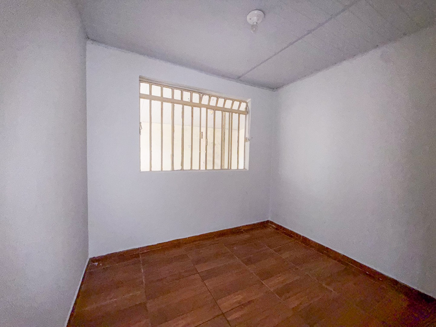 Casa Residencial para locação no bairro Conjunto Cafe de Londrina - Foto 5