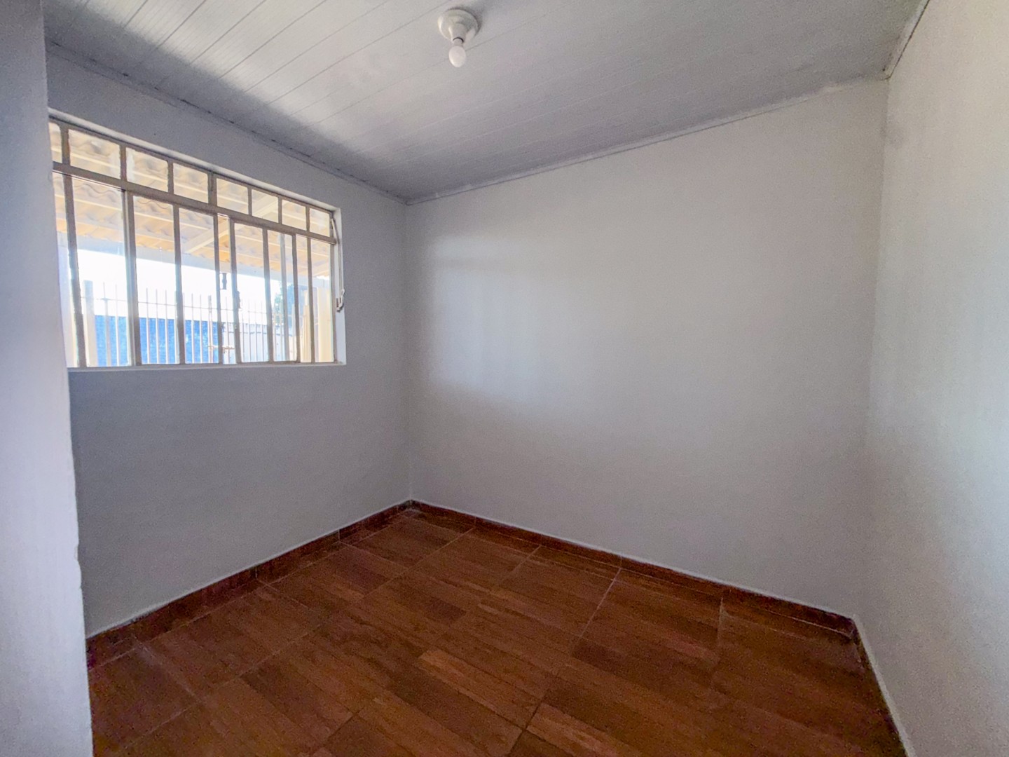 Casa Residencial para locação no bairro Conjunto Cafe de Londrina - Foto 4