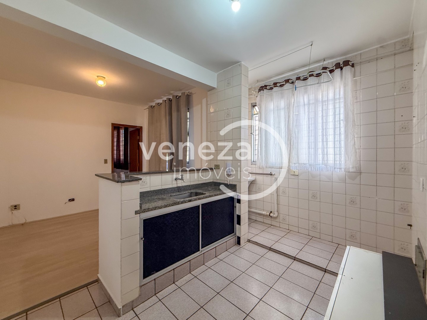 Apartamento para locação no bairro Vila Ipiranga de Londrina - Foto 7