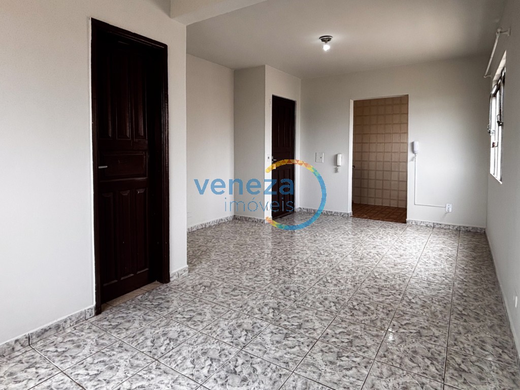 Apartamento para locação no bairro Centro de Londrina com 28.23m<sup>2</sup> útil, 1 quarto