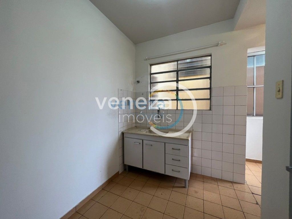 Apartamento para locação no bairro Lima Azevedo de Londrina - Foto 8