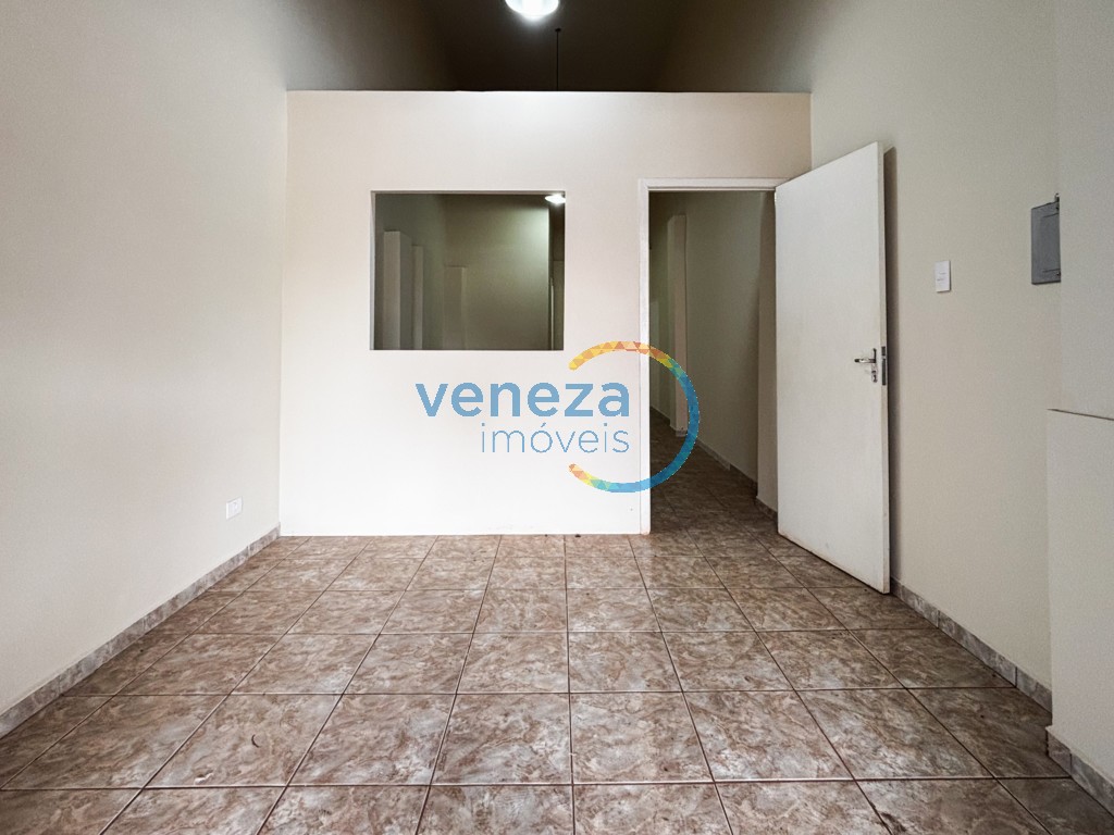 Salão-loja para locacao no Centro em Londrina com 28m² por R$ 900,00