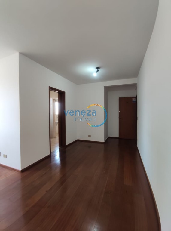Apartamento para venda no Londrilar em Londrina com 110m² por R$ 270.000,00
