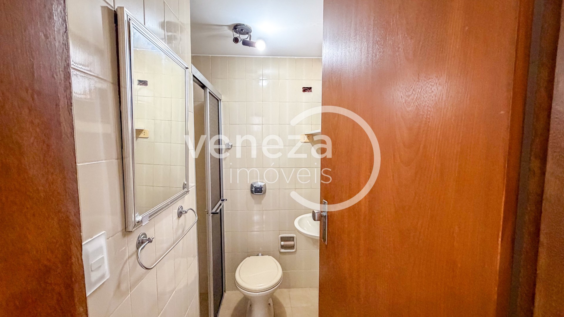 Apartamento para locação no bairro Centro de Londrina - Foto 6