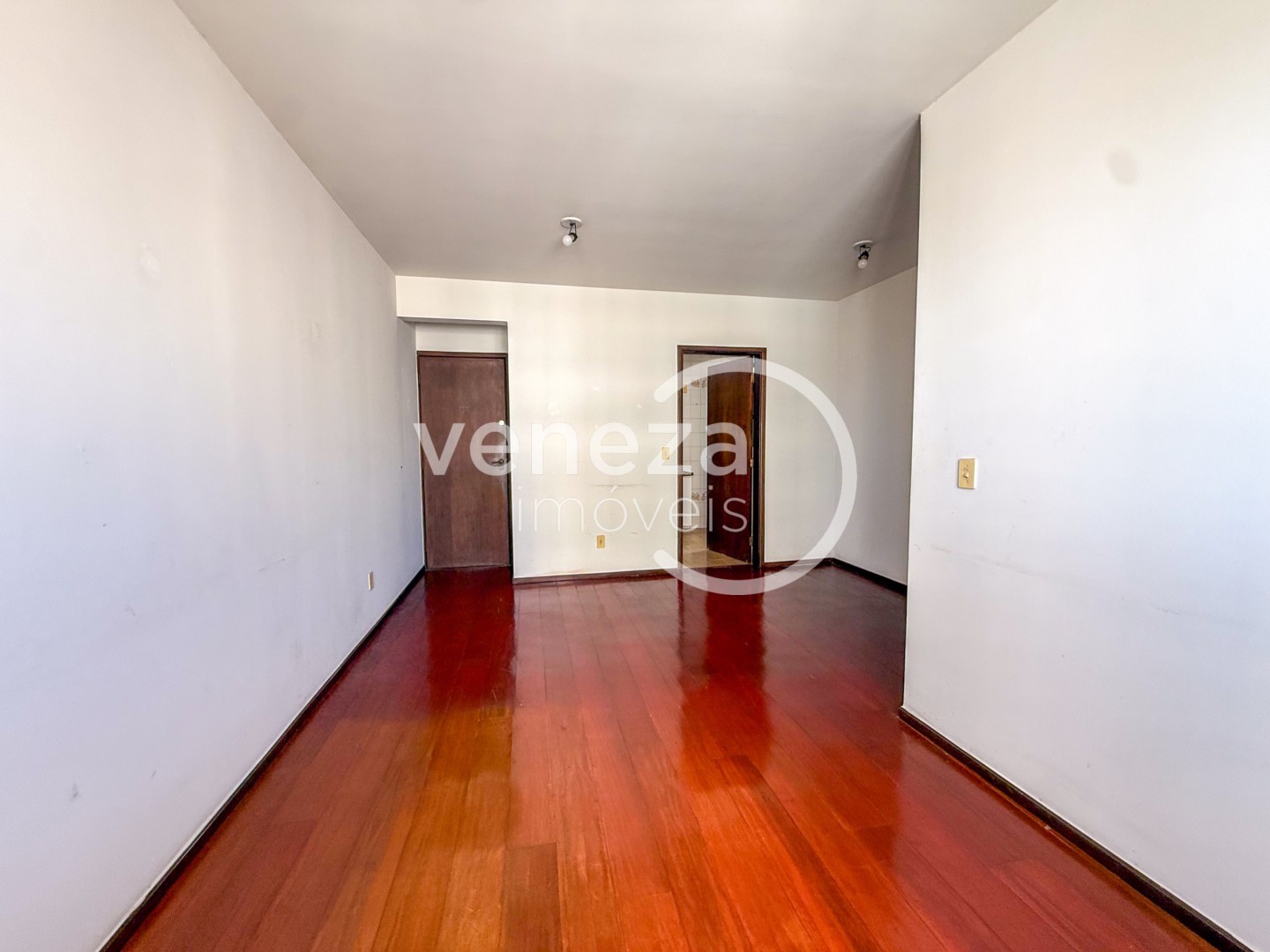 Apartamento para locacao no Centro em Londrina com 118m² por R$ 1.200  - Foto 3