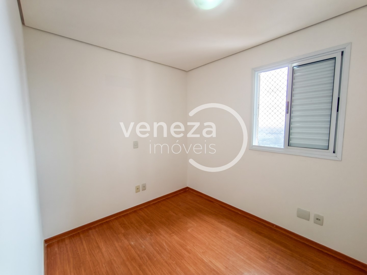 Apartamento para locação no bairro Gleba Palhano de Londrina - Foto 12