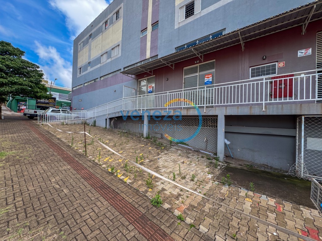 Salão-loja para locacao no Centro em Londrina com 33m² por R$ 900,00