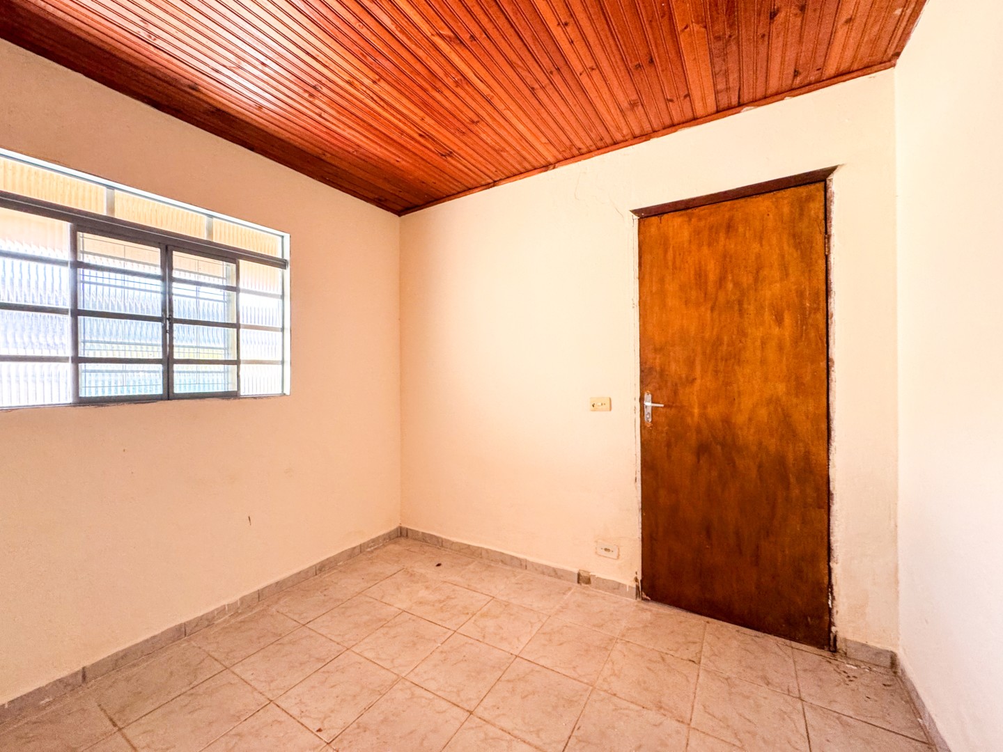 Casa Residencial para locação no bairro Andes de Londrina - Foto 15