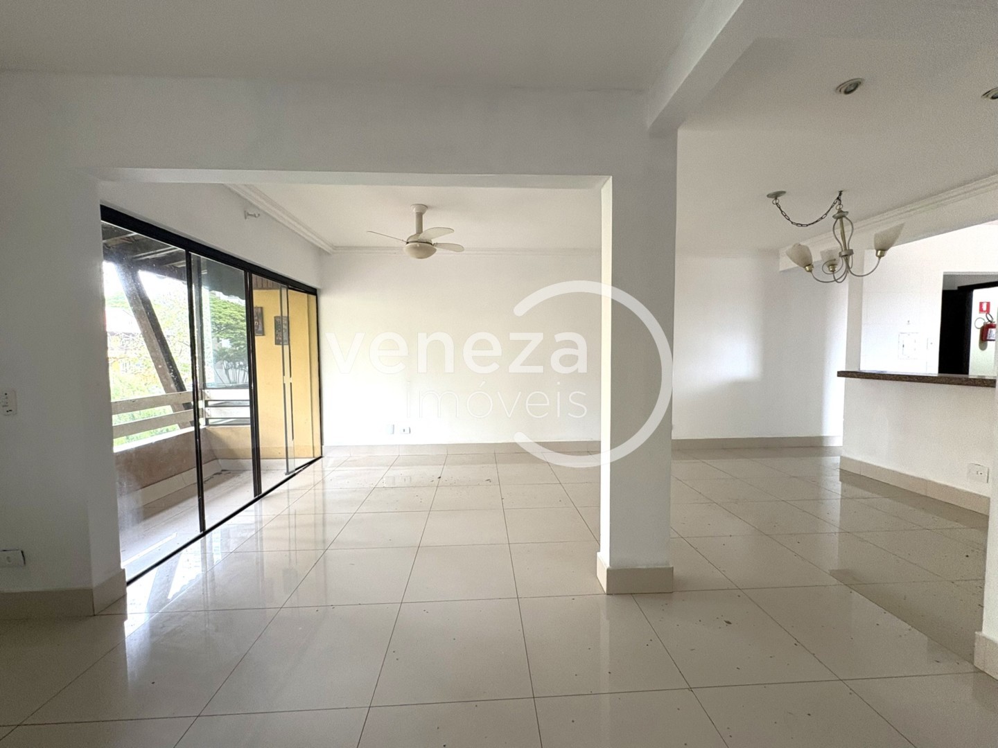 Apartamento para locação no bairro Gleba Palhano de Londrina - Foto 4