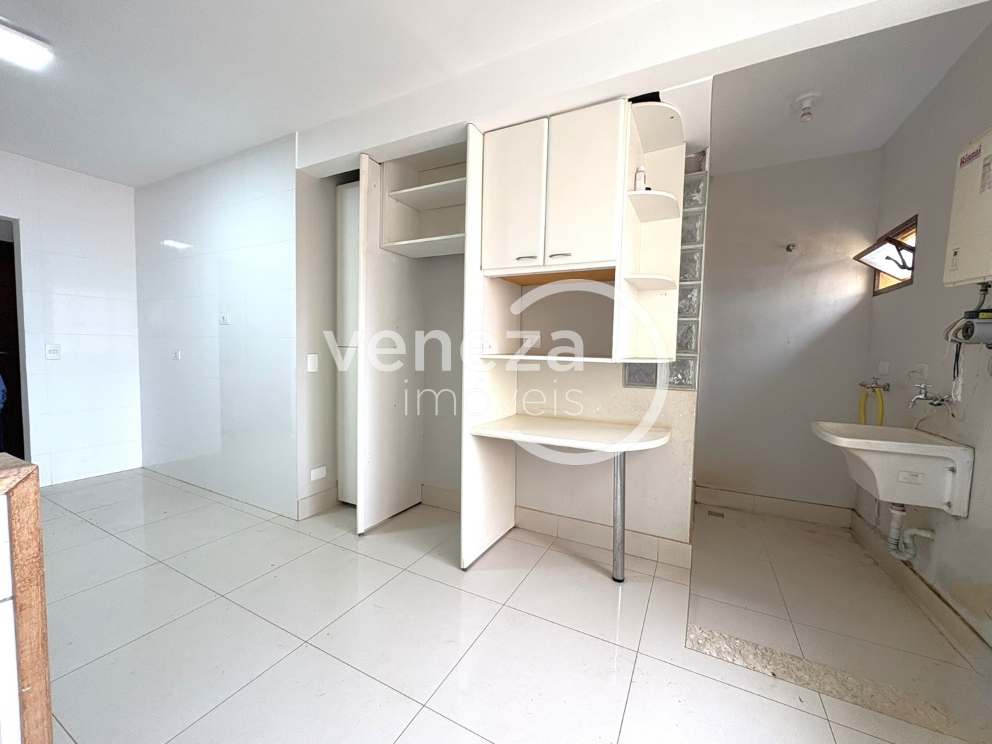 Apartamento para locação no bairro Gleba Palhano de Londrina - Foto 13