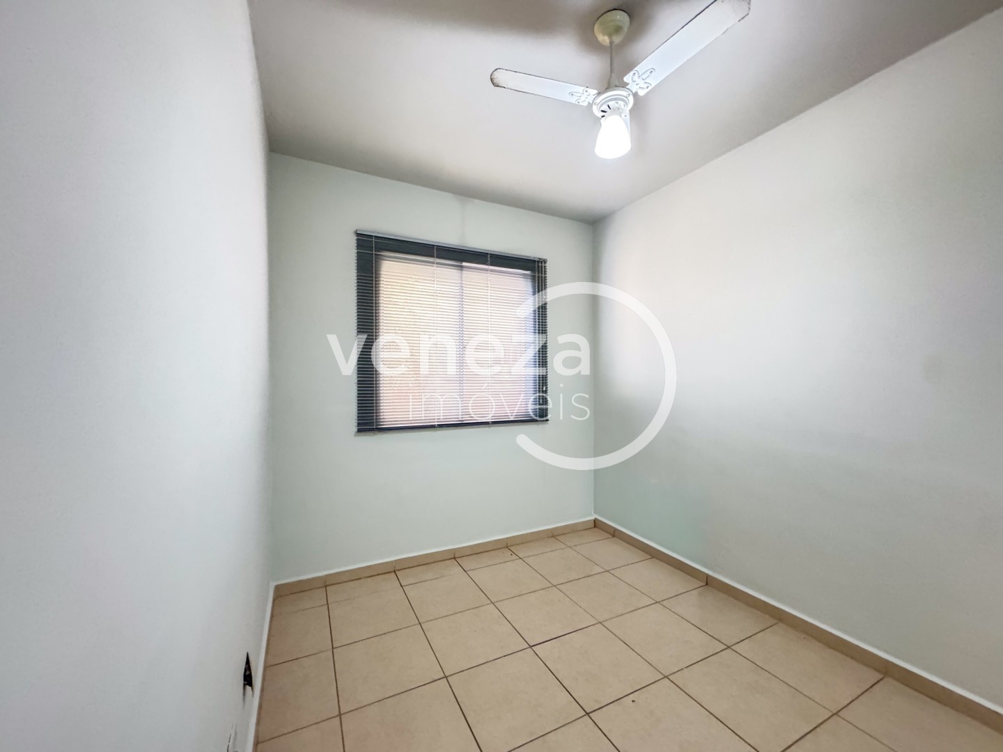 Apartamento para locação no bairro Nossa Senhora de Lourdes de Londrina - Foto 4
