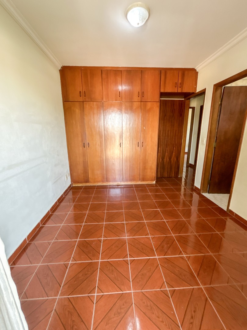 Casa Residencial para locacao no Santa Monica em Londrina com 146,57m² por R$ 2.900