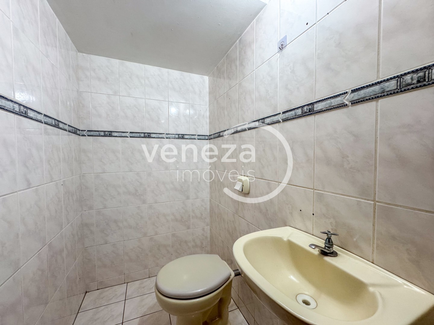 Casa Residencial para locação no bairro Santa Monica de Londrina - Foto 7