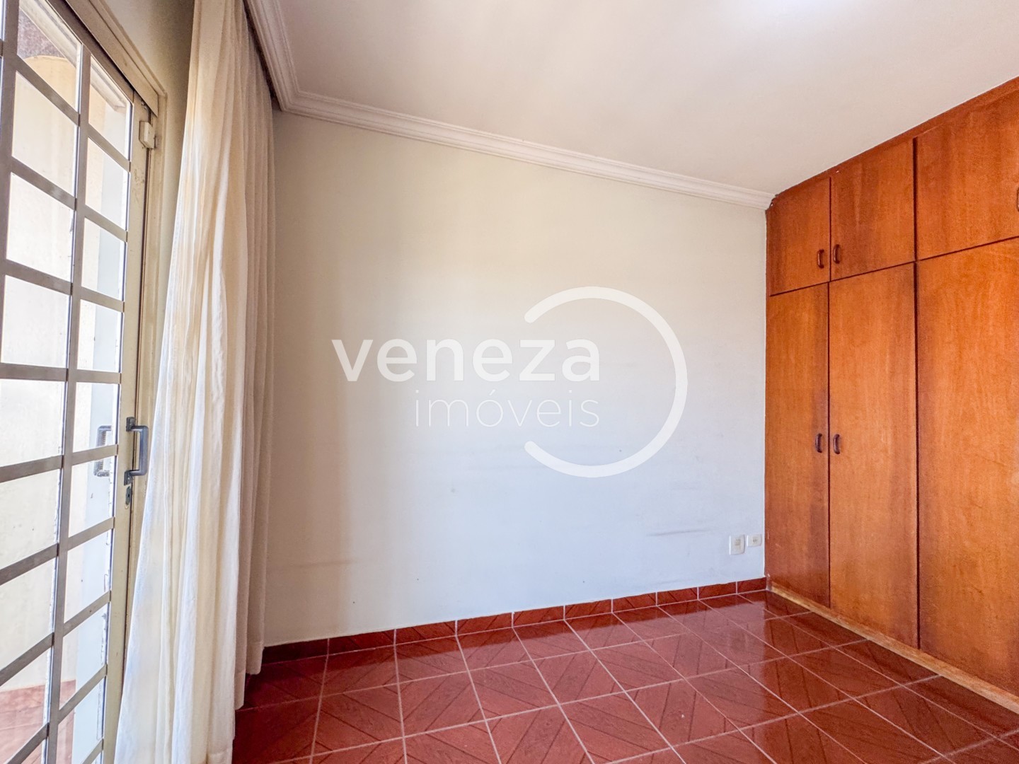 Casa Residencial para locação no bairro Santa Monica de Londrina - Foto 8