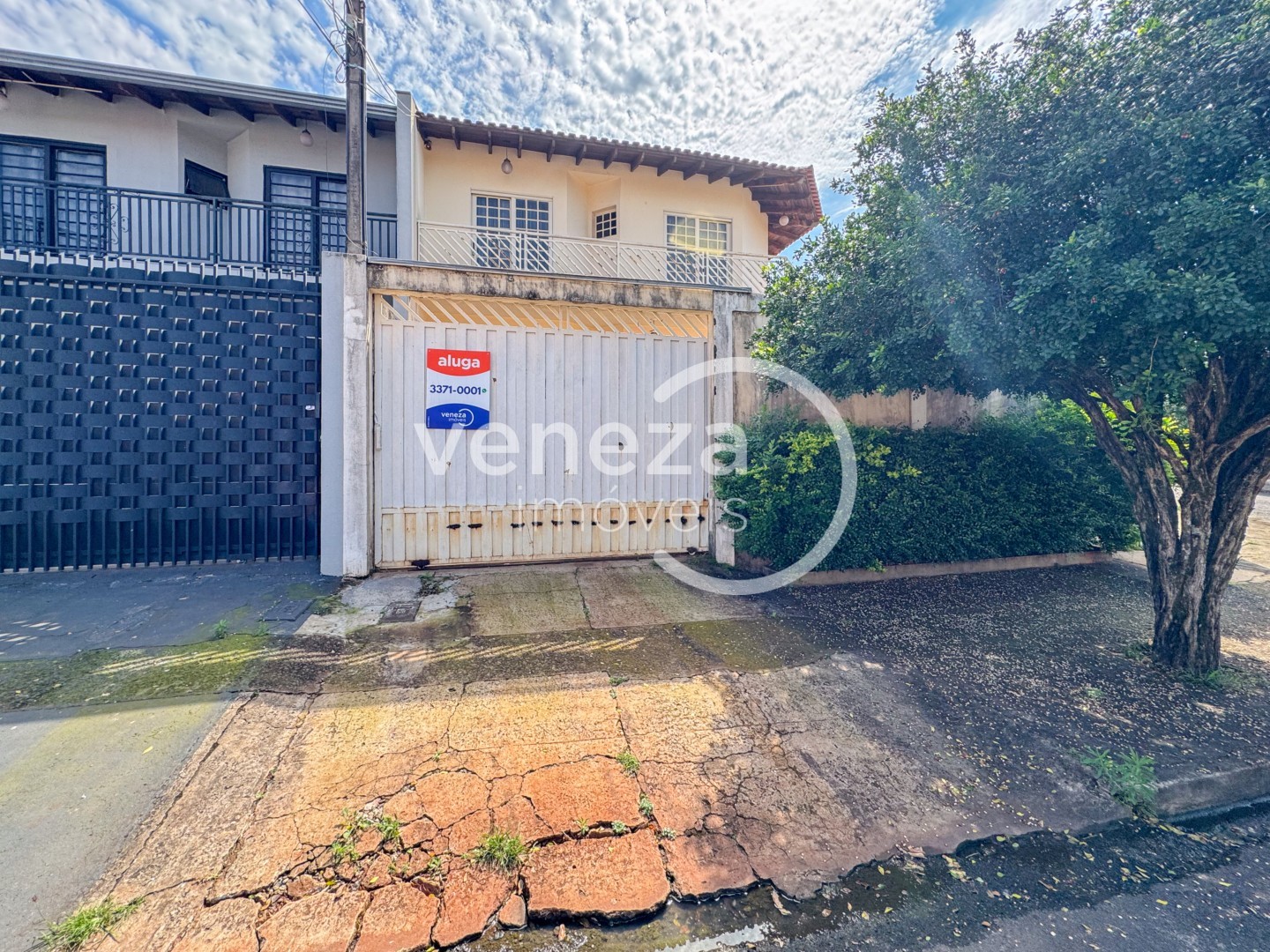 Casa Residencial para locacao no Santa Monica em Londrina com 146,57m² por R$ 2.900