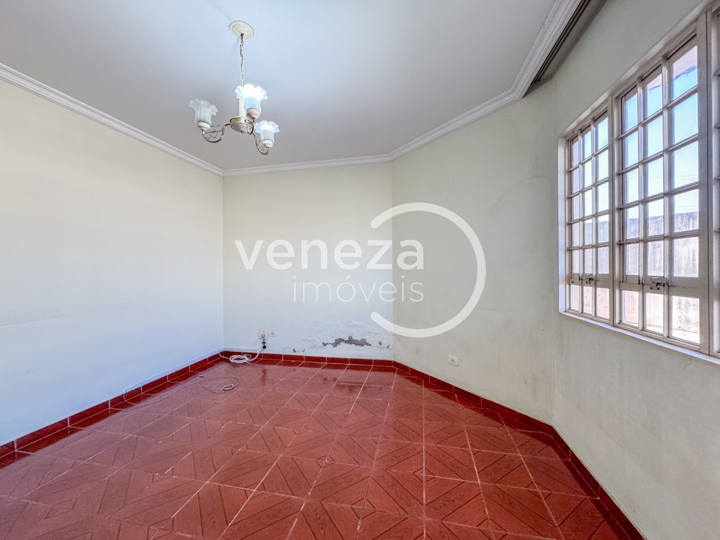 Casa Residencial para locação no bairro Santa Monica de Londrina - Foto 4