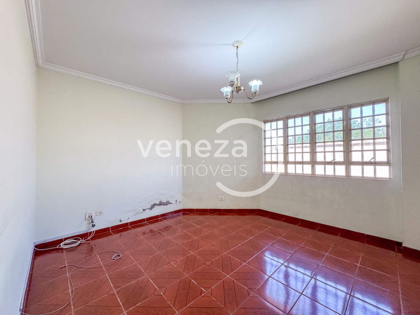 Casa Residencial para locacao no Santa Monica em Londrina com 146,57m² por R$ 2.900