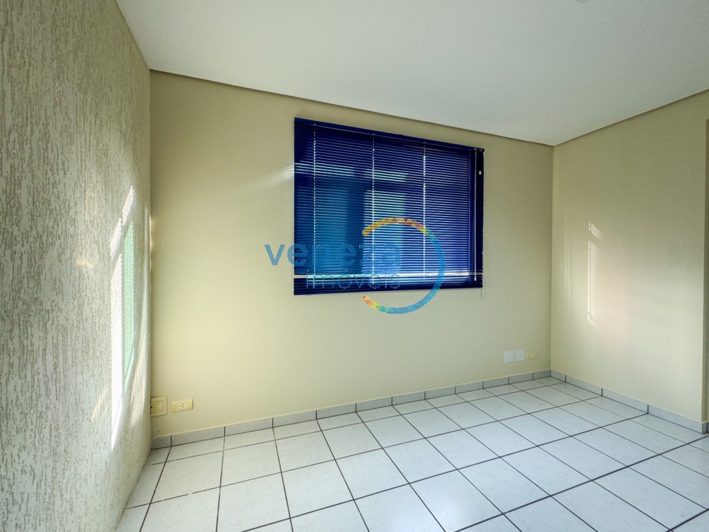 Sala para locação no bairro Centro de Londrina com 44.65m<sup>2</sup> útil, 1 vaga de garagem
