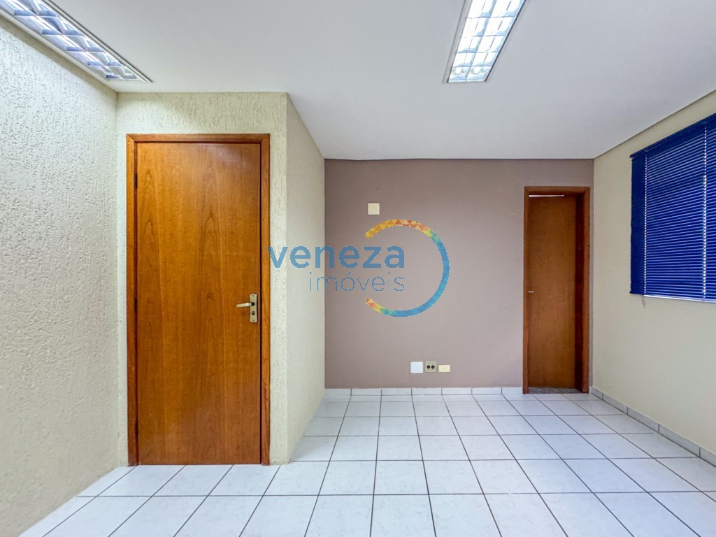 Sala para locação no bairro Centro de Londrina com 44.65m<sup>2</sup> útil, 1 vaga de garagem