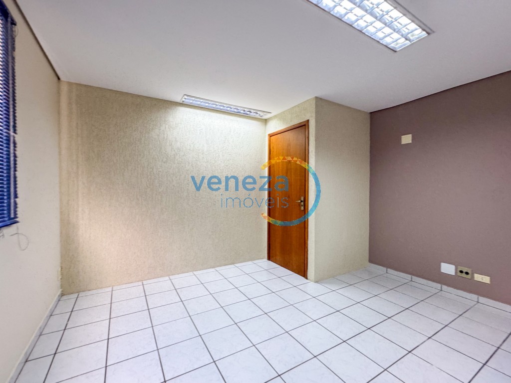 Sala para locação no bairro Centro de Londrina com 44.65m<sup>2</sup> útil, 1 vaga de garagem