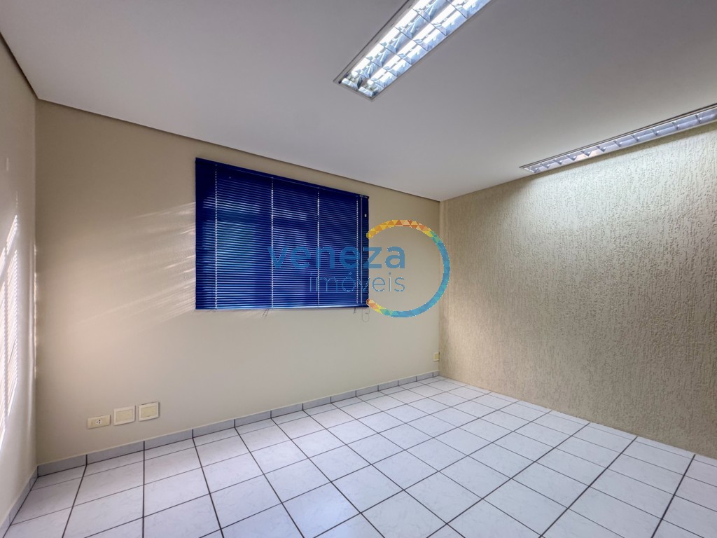Sala para locação no bairro Centro de Londrina com 44.65m<sup>2</sup> útil, 1 vaga de garagem