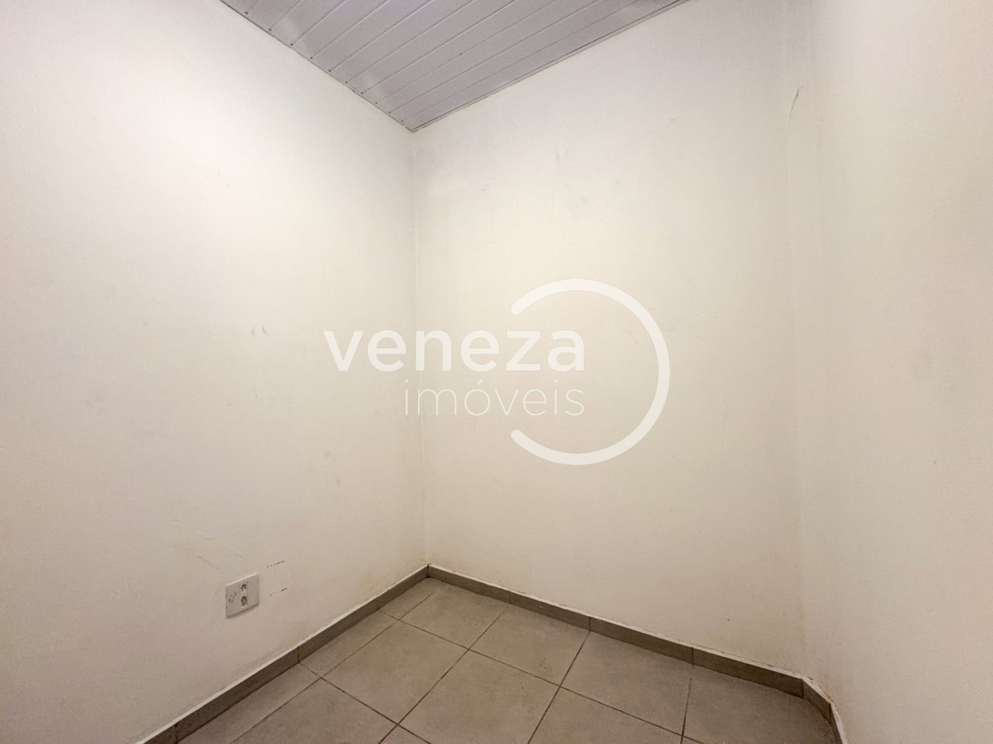 Casa Comercial para locação no bairro Centro de Londrina - Foto 11