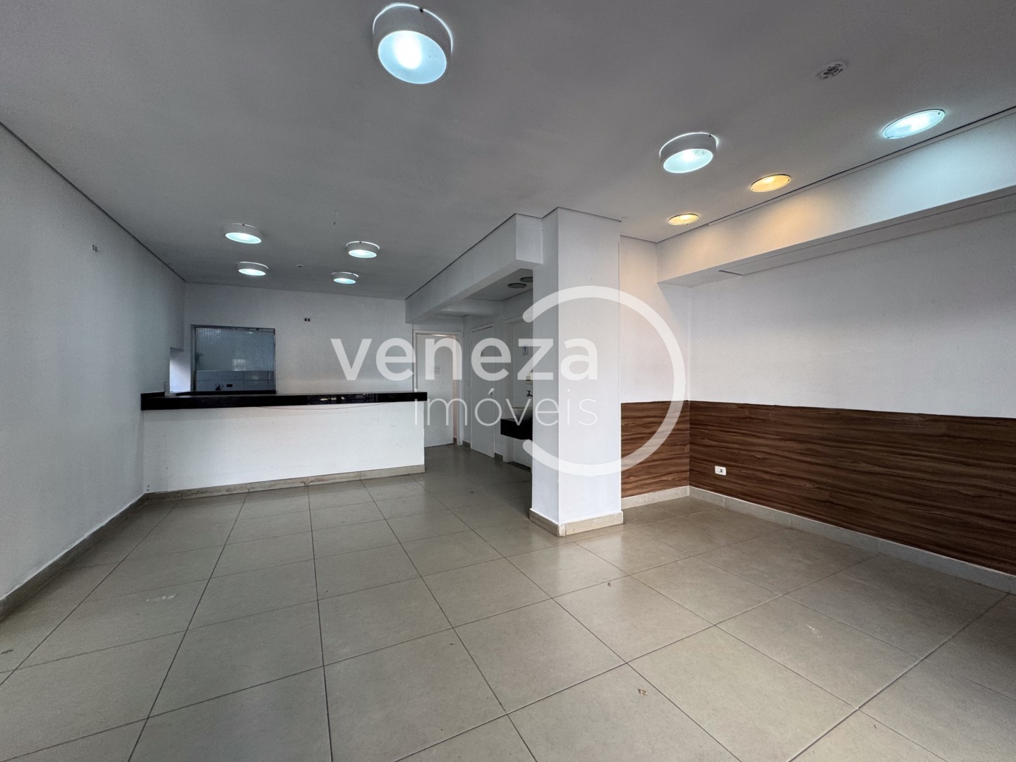 Casa Comercial para locacao no Centro em Londrina com 230m² por R$ 7.200 - Foto 3