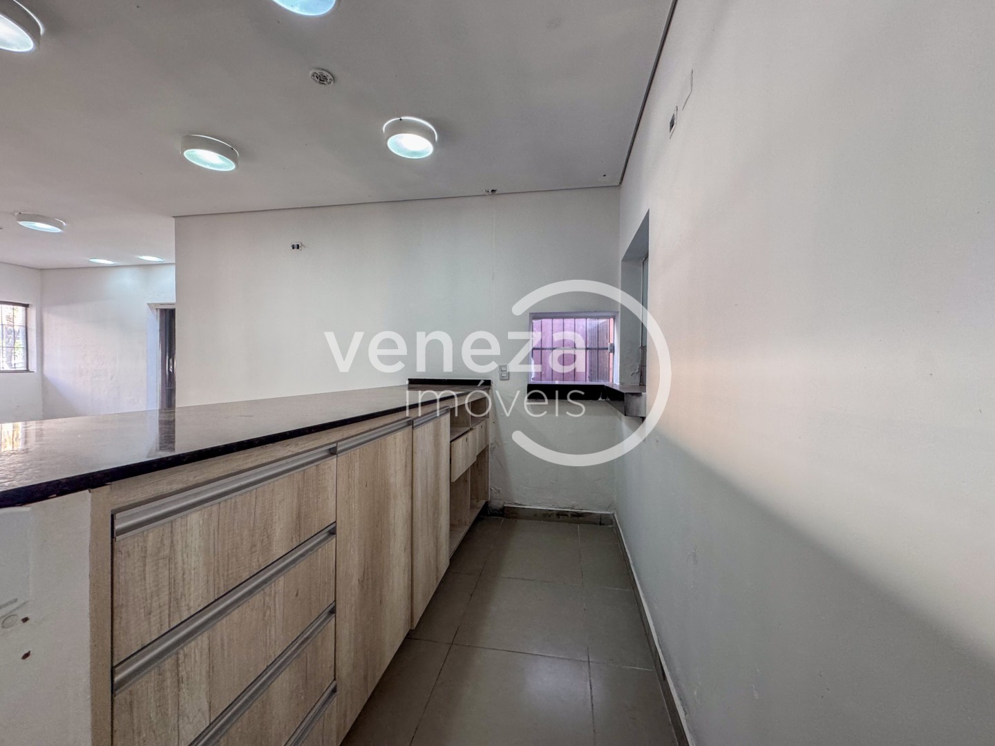 Casa Comercial para locação no bairro Centro de Londrina - Foto 12