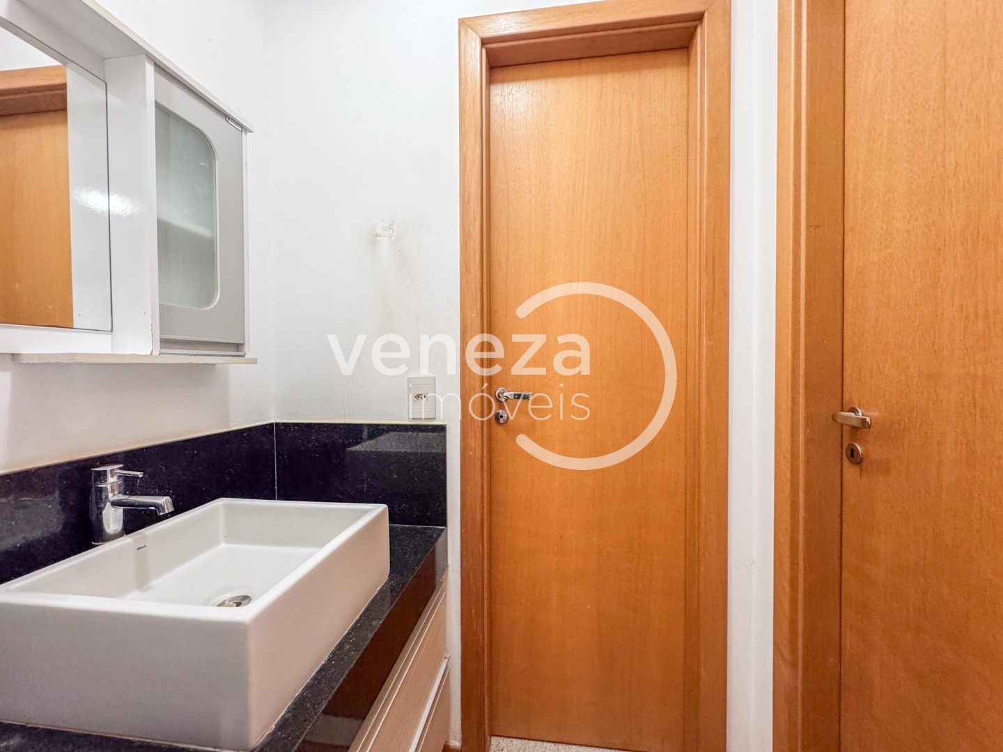 Apartamento para locação no bairro Centro de Londrina - Foto 8