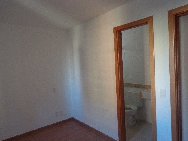 Apartamento para venda no bairro Gleba Palhano de Londrina - Foto 4