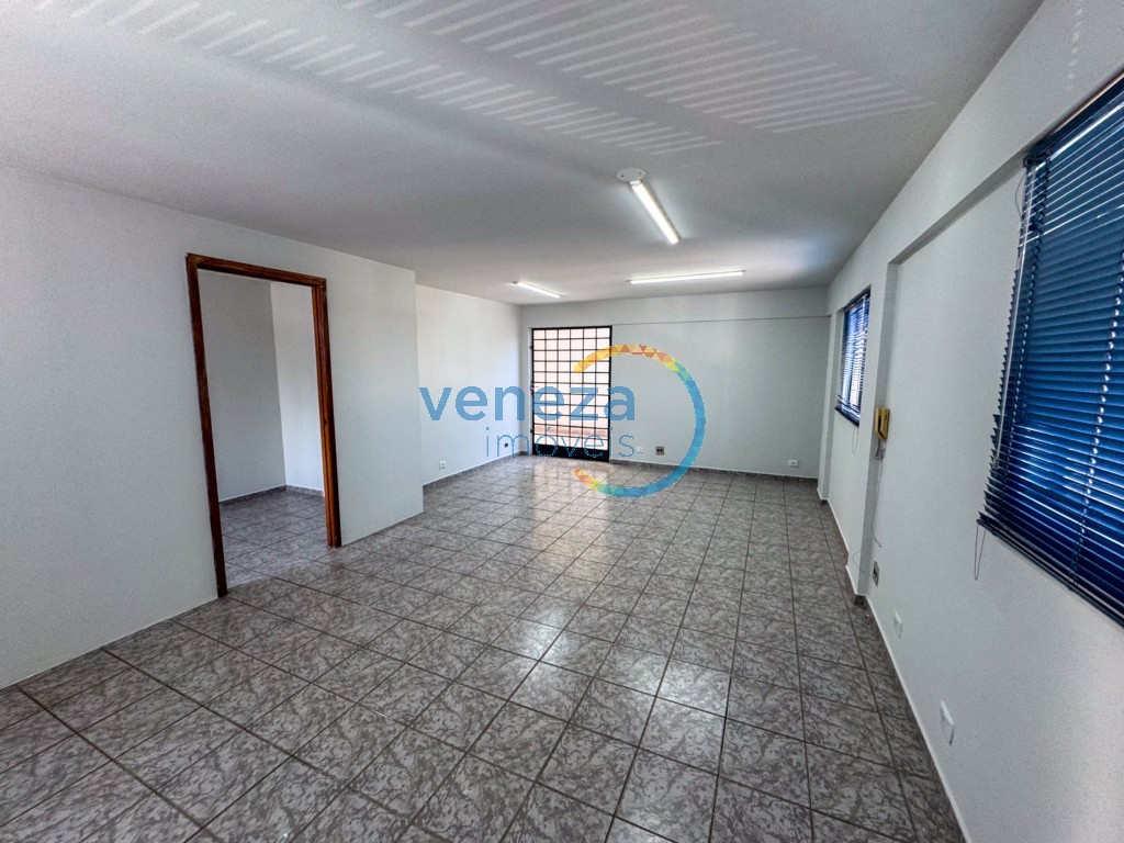 Sala para locacao no Centro em Londrina com 60m² por R$ 837,50