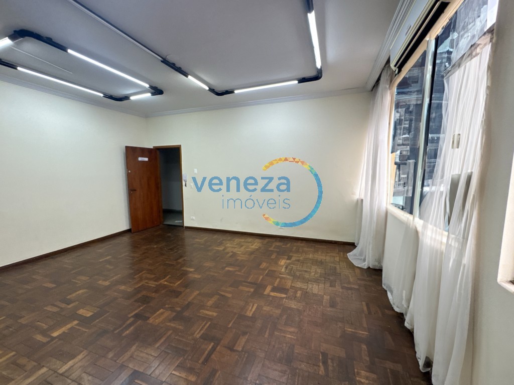Sala para locacao no Centro em Londrina com 50m² por R$ 987,50
