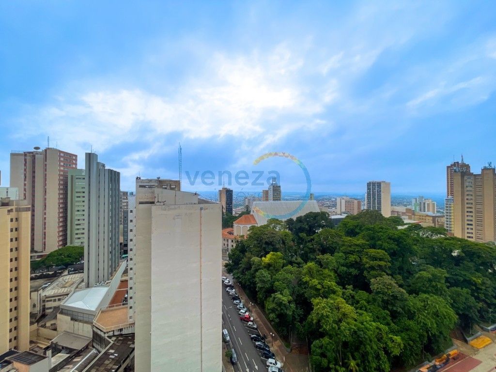 Apartamento para locação no bairro Centro de Londrina com 60.23m<sup>2</sup> útil, 2 quartos, 1 vaga de garagem