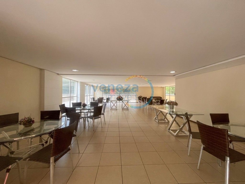 Apartamento para locação no bairro Centro de Londrina com 60.23m<sup>2</sup> útil, 2 quartos, 1 vaga de garagem
