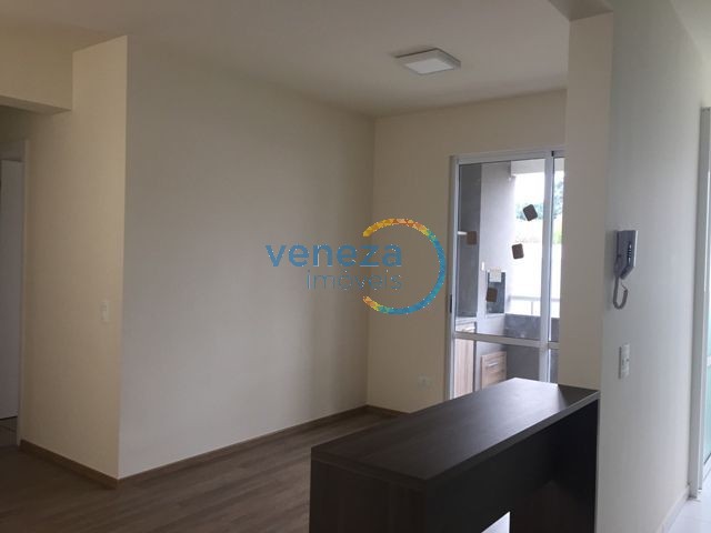 Apartamento para venda no Aurora em Londrina com 107,12m² por R$ 405.000,00