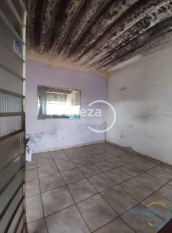 Casa Residencial para locação no bairro Carlota de Londrina - Foto 4