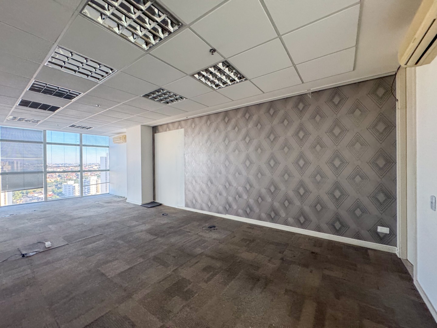 Sala/Conjunto Comercial para alugar em Jardim Higienopolis, Londrina — Portal Chave Fácil