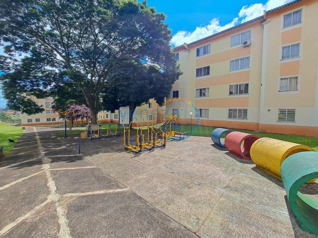 Apartamento para locacao no Jardim das Americas em Londrina com 96,57m² por R$ 850,00