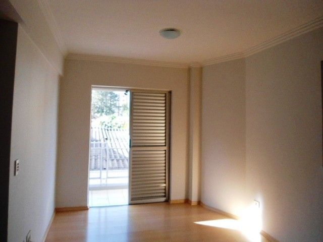 Apartamento para venda no bairro Centro de Londrina - Foto 5