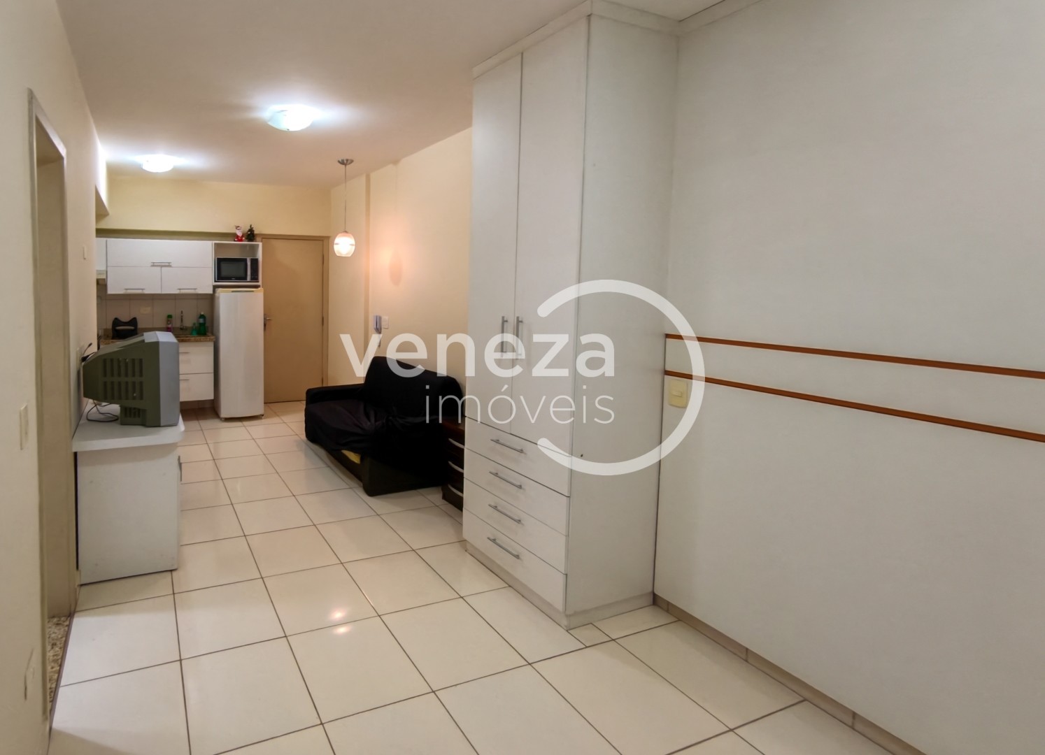 Apartamento para locação no bairro Centro de Londrina - Foto 4
