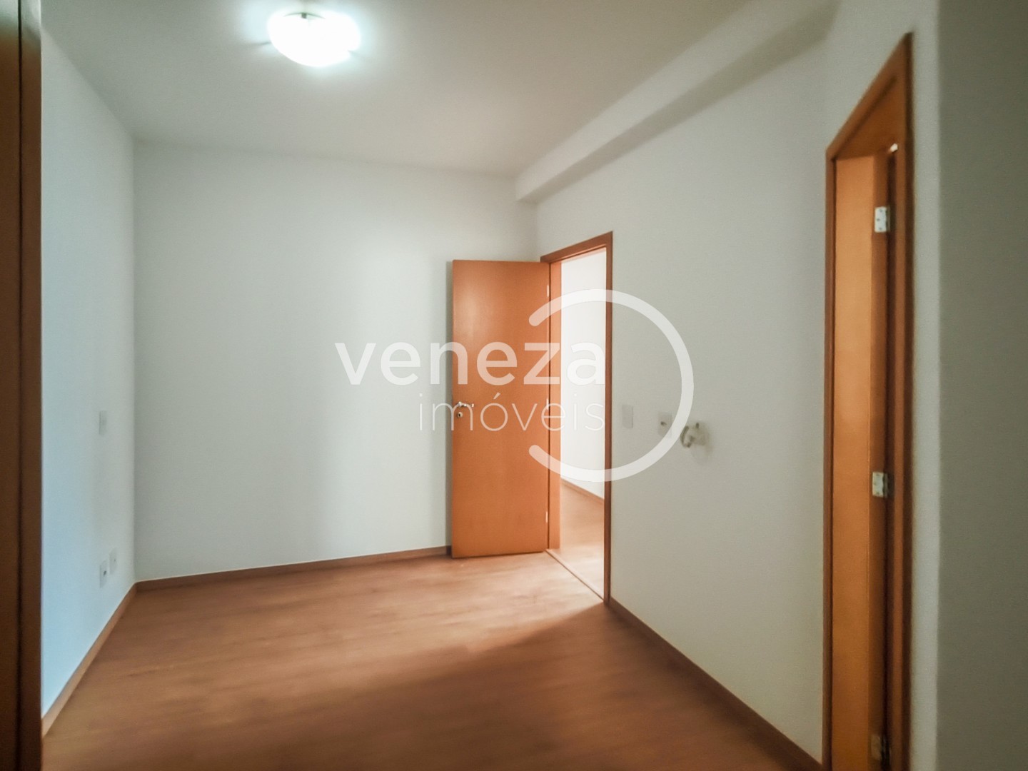 Apartamento para locação no bairro Gleba Palhano de Londrina - Foto 8
