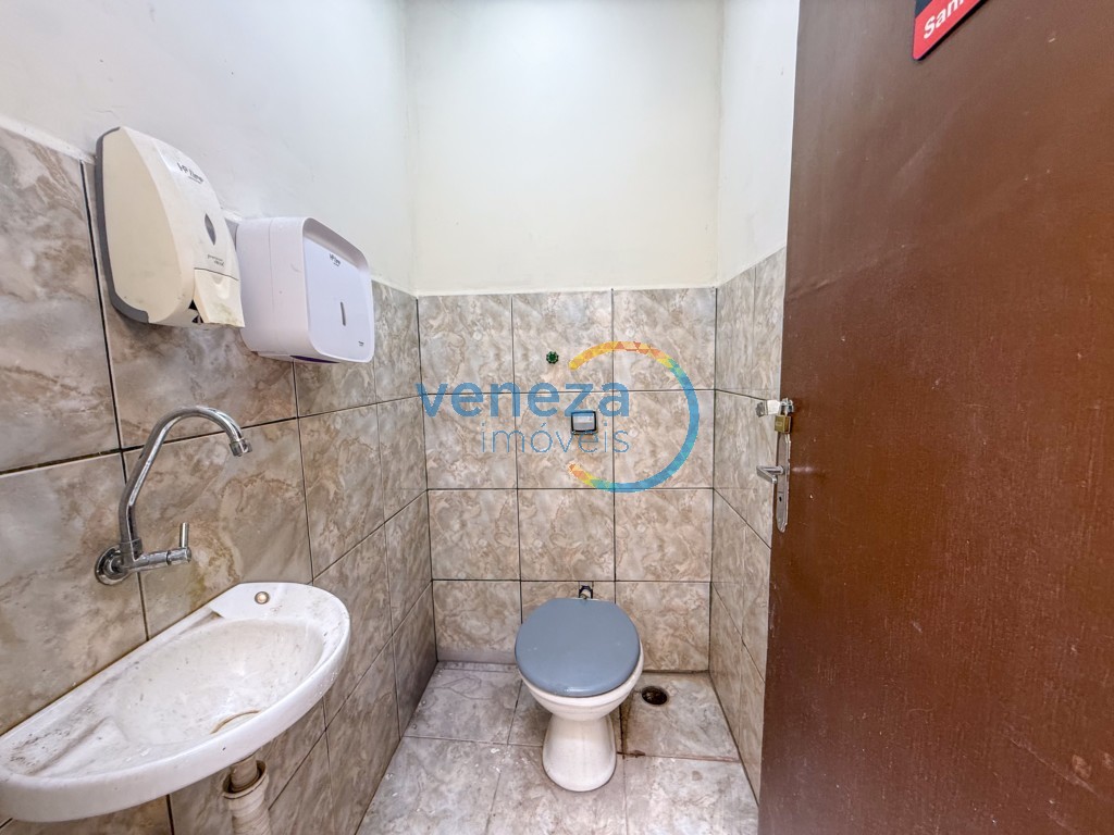 Salão-loja para locação no bairro Centro de Londrina - Foto 13