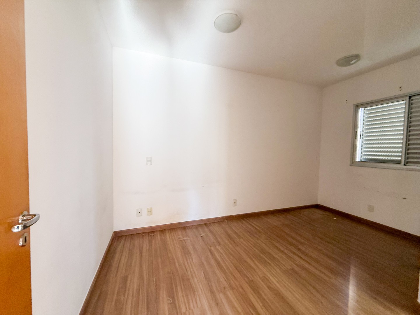 Apartamento para locação no bairro Gleba Palhano de Londrina - Foto 13