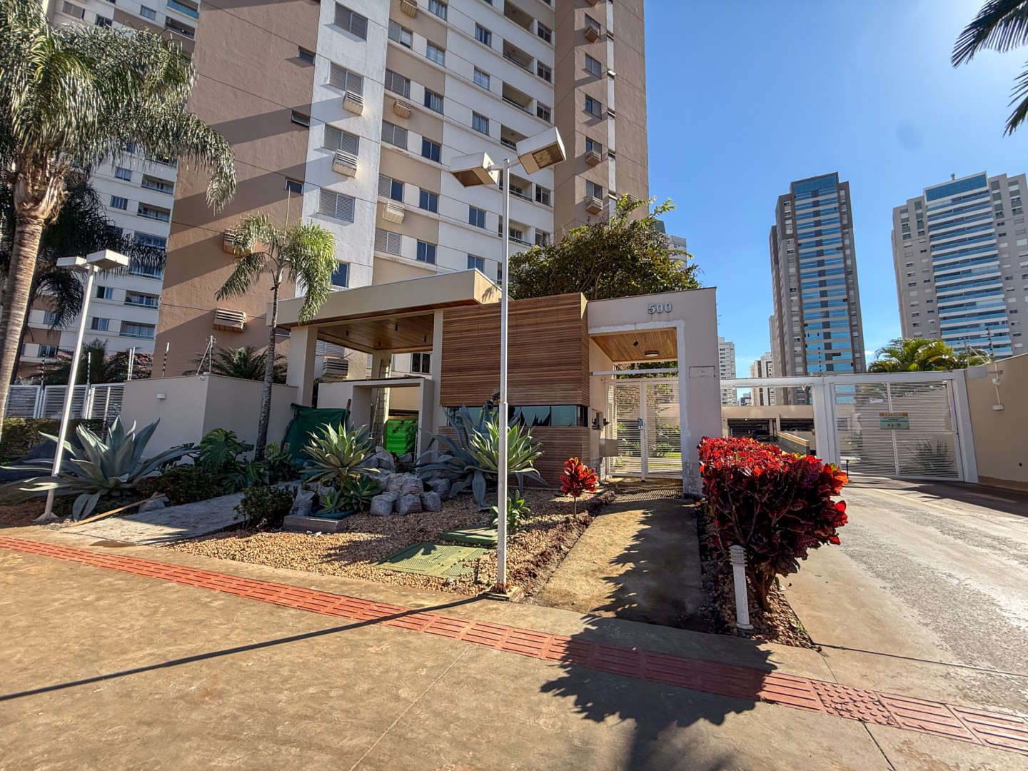 Apartamento para locacao no Gleba Palhano em Londrina com 107m² por R$ 2.400,00  - Foto 1