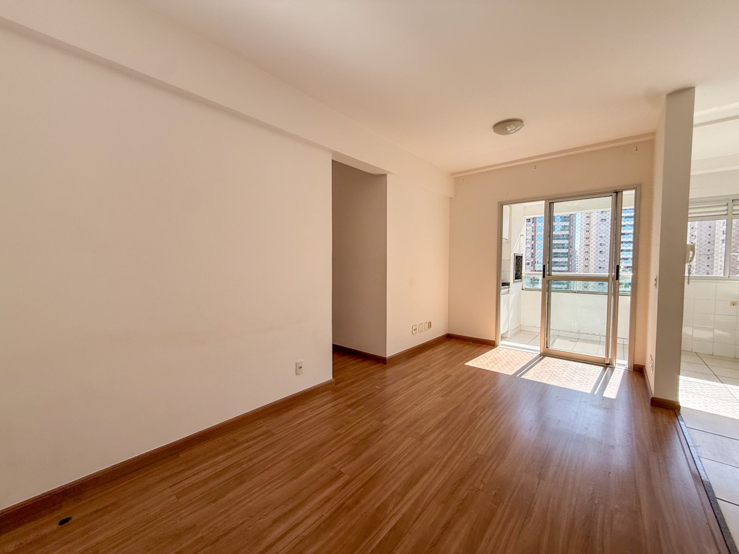 Apartamento para locacao no Gleba Palhano em Londrina com 107m² por R$ 2.400,00  - Foto 3