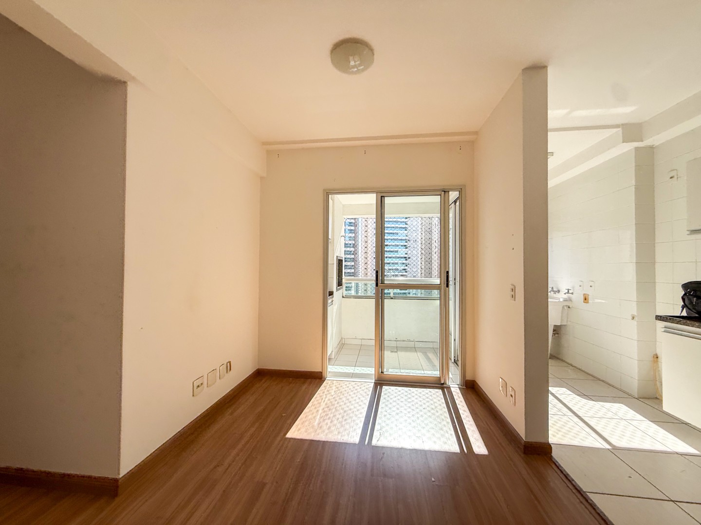 Apartamento para locação no bairro Gleba Palhano de Londrina - Foto 4