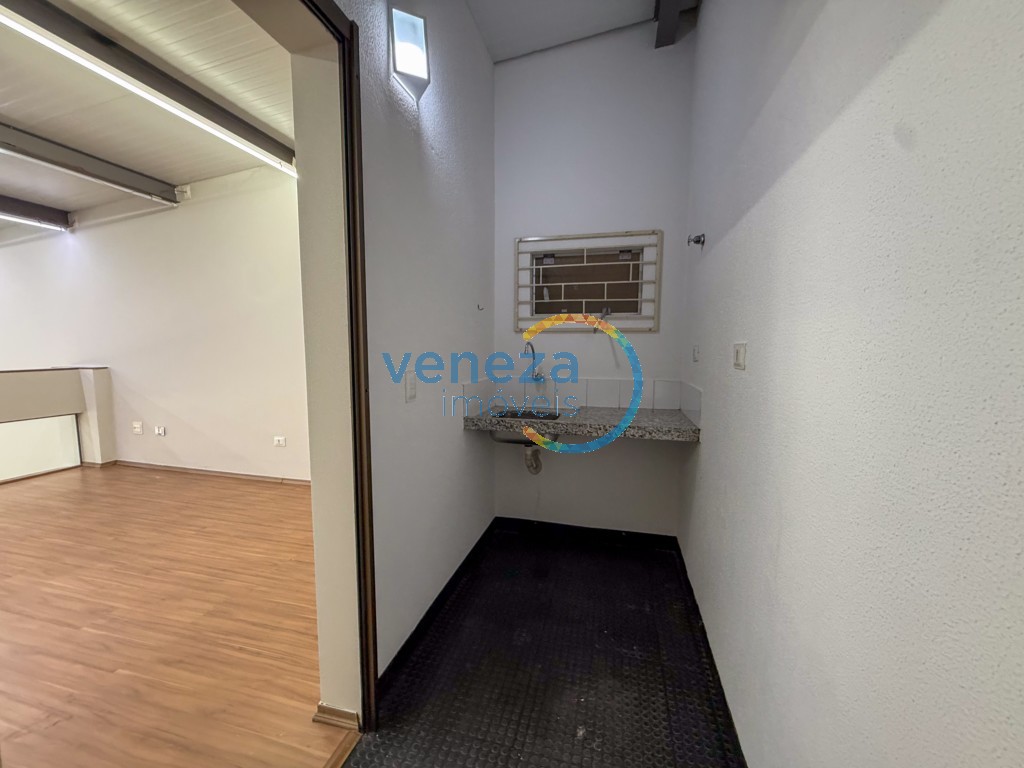 Salão-loja para locação no bairro Jardim Higienopolis de Londrina - Foto 14