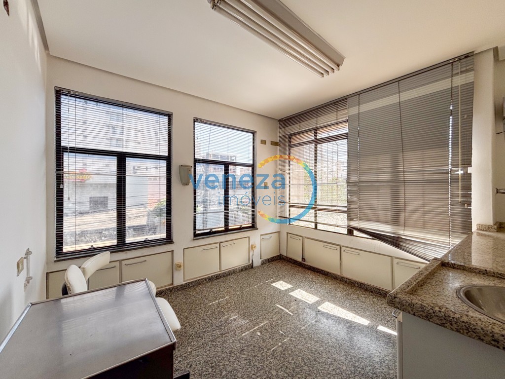 Sala para locação no bairro Centro de Londrina com 50m<sup>2</sup> útil